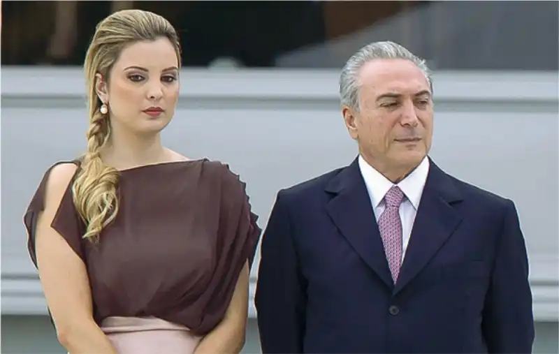 MICHEL TEMER CON LA MOGLIE