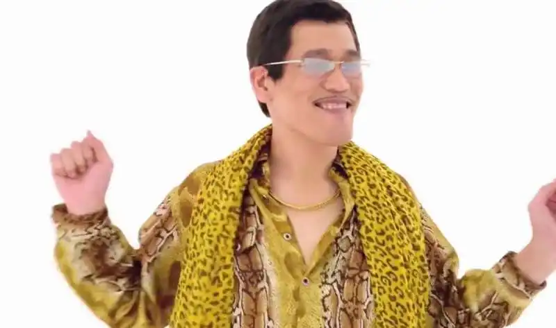 piko taro pen pineapple apple pen