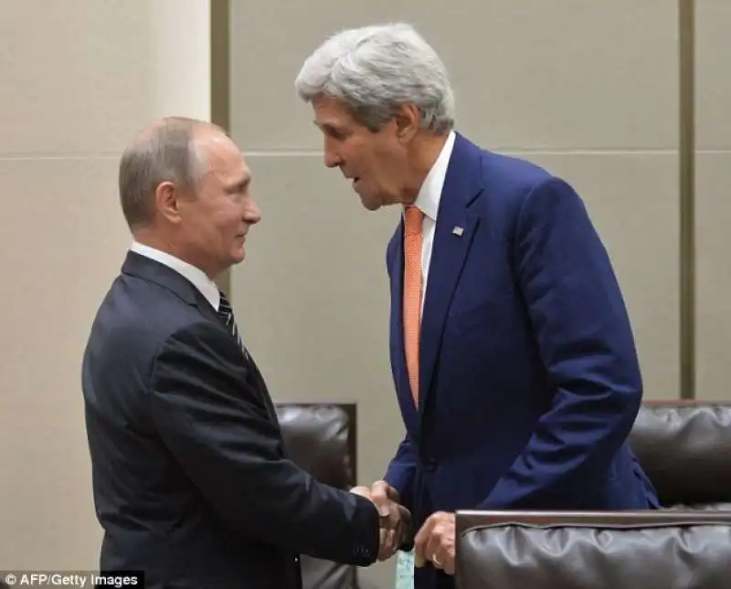 PUTIN E JOHN KERRY