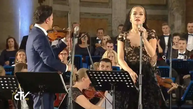 rita ora con orchestra a roma