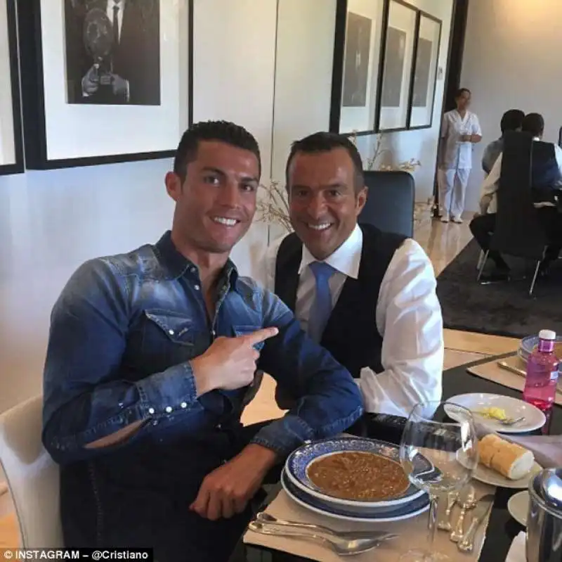 ronaldo con il superagente jorge mendes