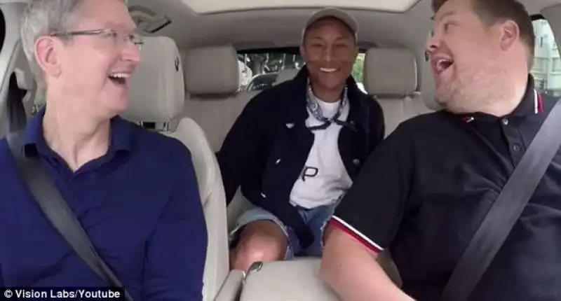 tim cook in carpool