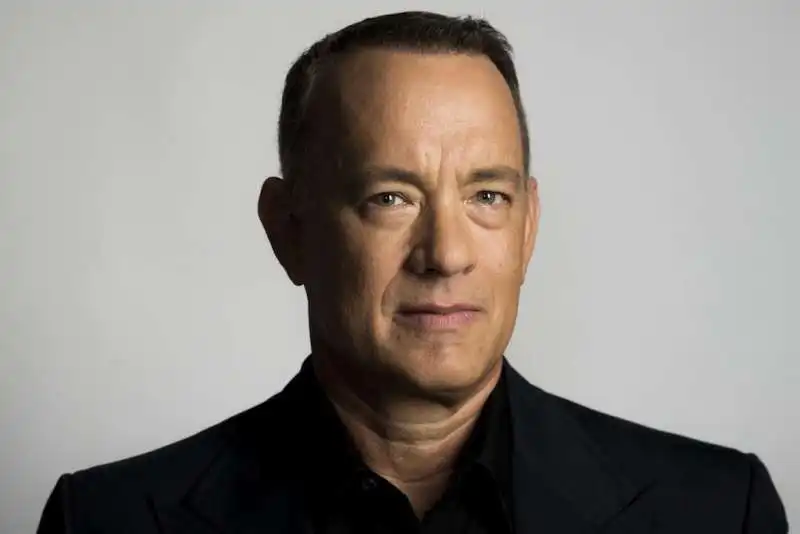 TOM HANKS