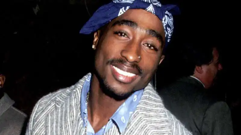 TUPAC SHAKUR