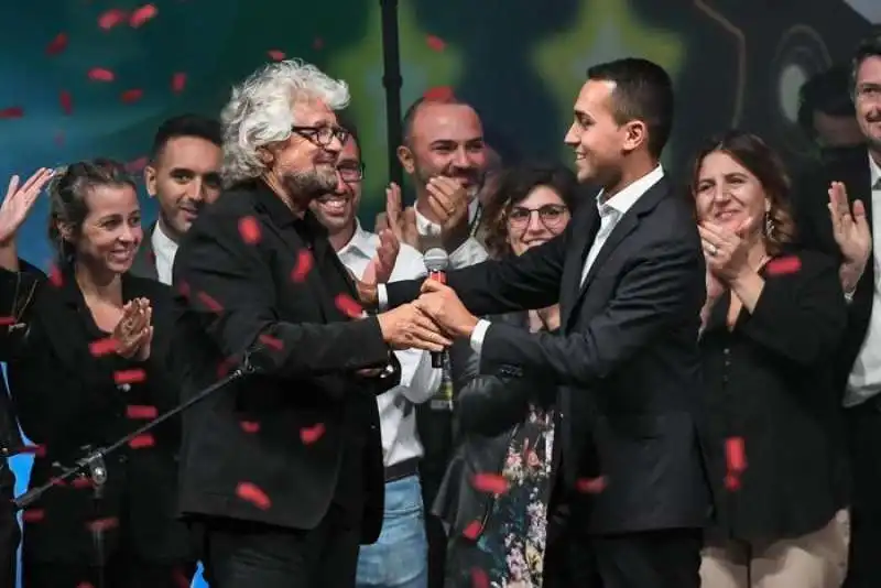 beppe  grillo luigi di maio