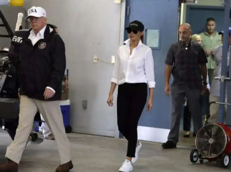 donald e melania trump uragano harvey 