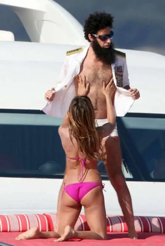 elisabetta canalis sacha baron cohen the dictator