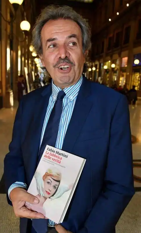 fabio martini col suo libro