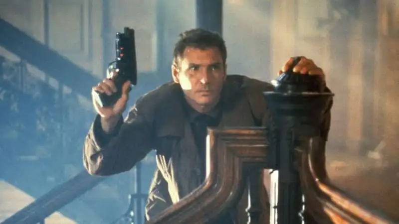 HARRISON FORD IN BLADE RUNNER