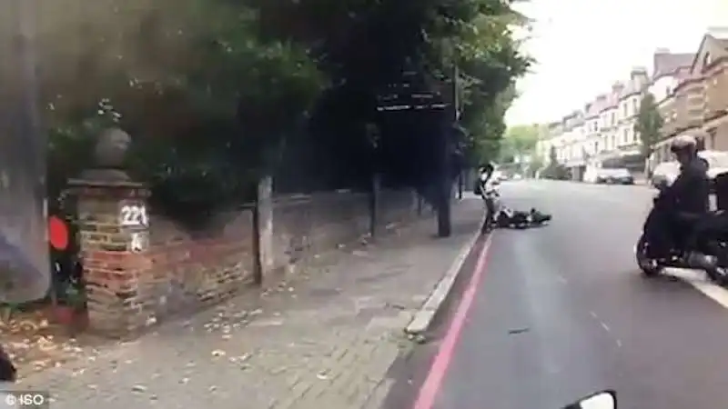 incidente moto londra