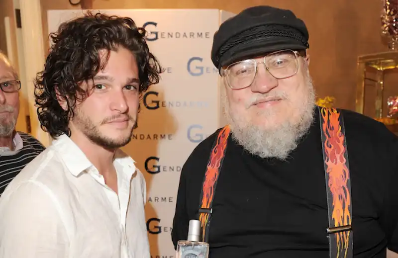 KIT HARINGTON E GEORGE R R MARTIN