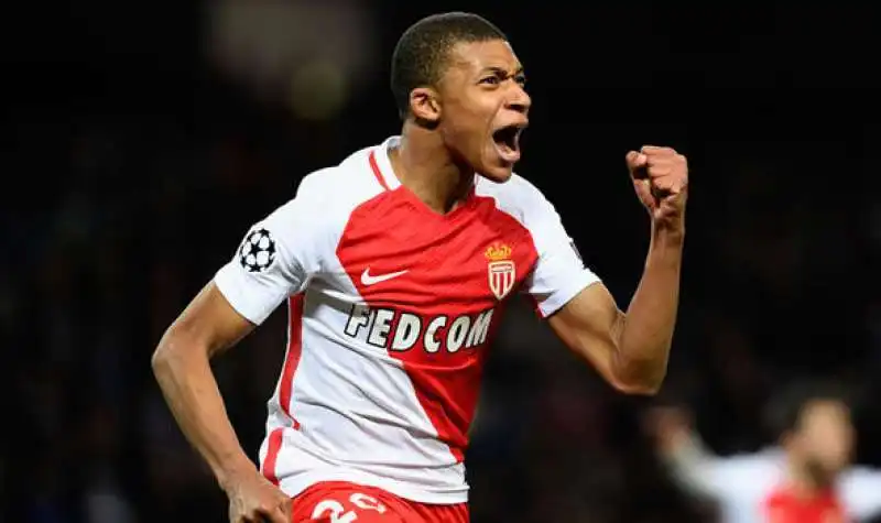 MBAPPE AL PSG