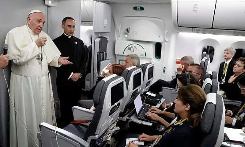 papa in aereo