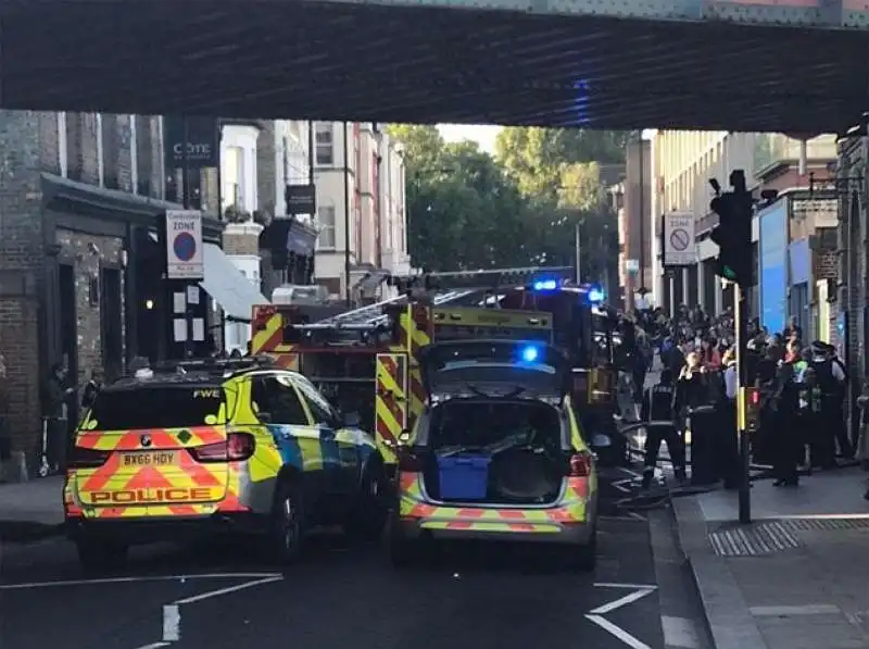 secchi   esplosivi nella metro di londra