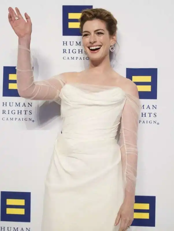 anne hathaway 9