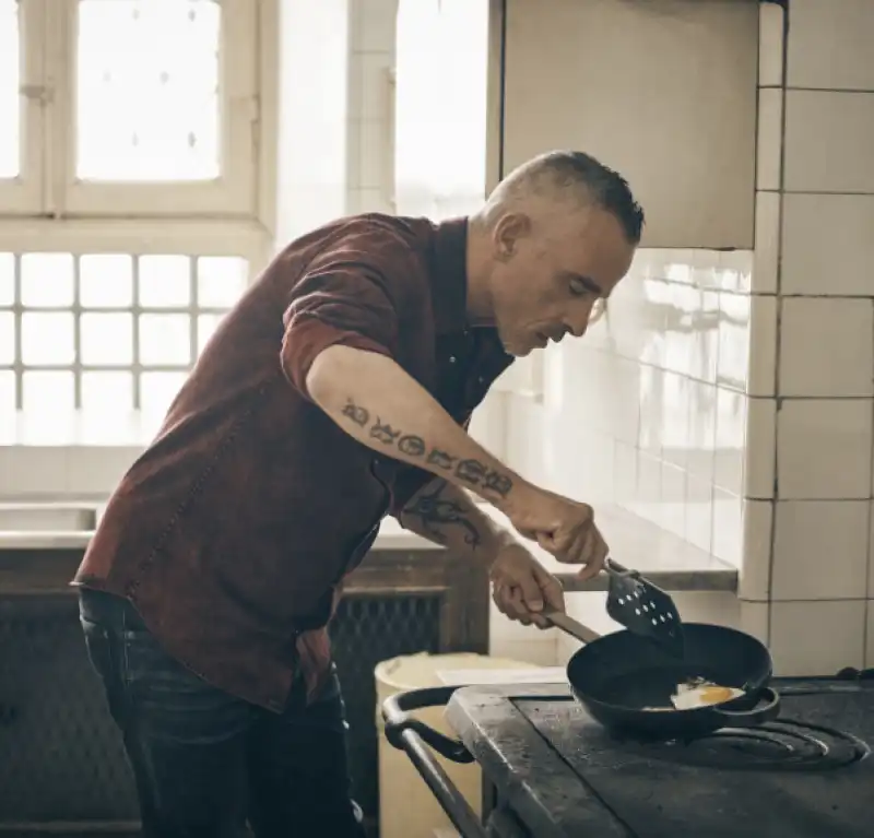 eros ramazzotti vanity fair