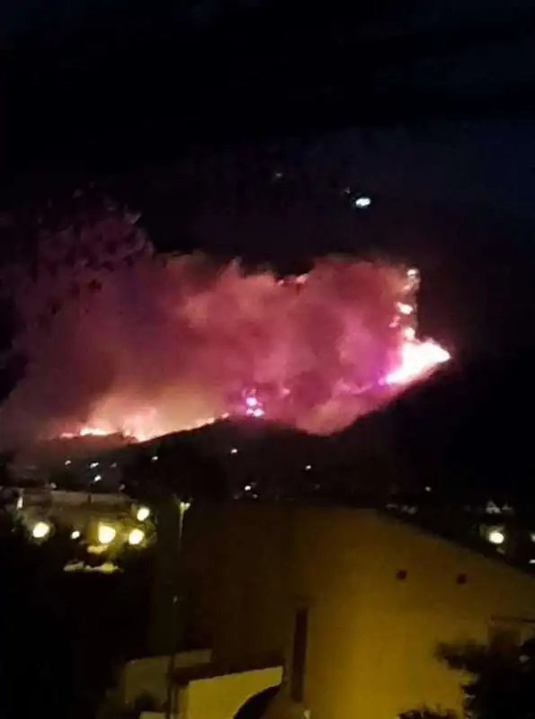 incendio monte serra 2