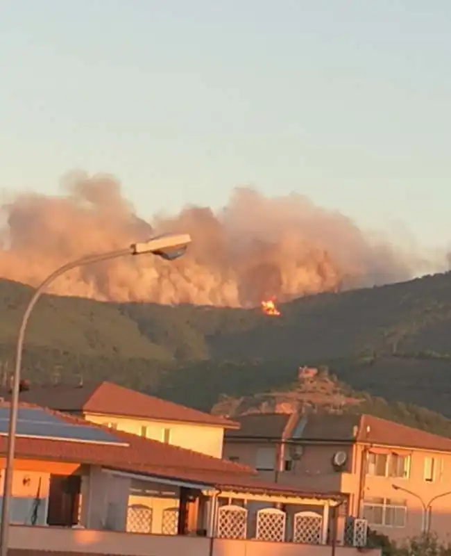 incendio monte serra 5