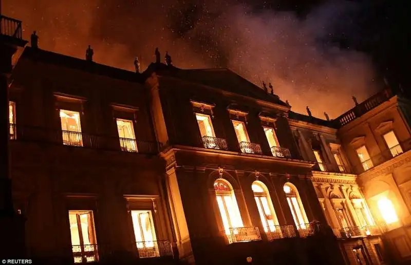 incendio museo nazionale rio de janeiro 3