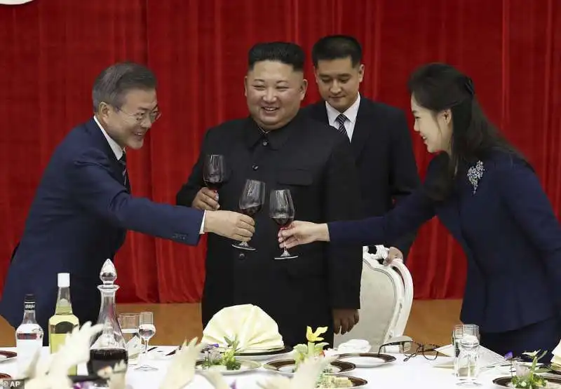 incontro kim jong un moon jae in 45