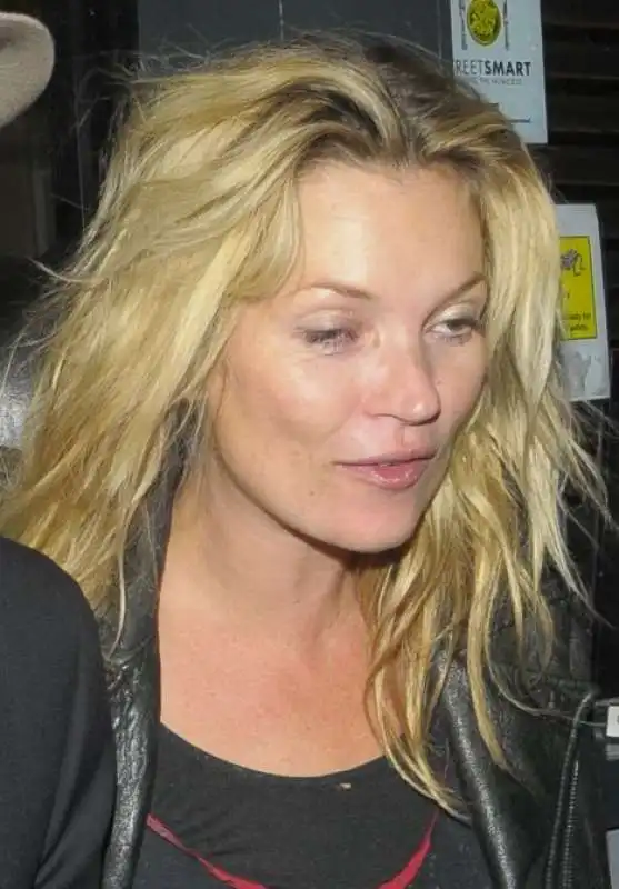 kate moss ubriaca 5