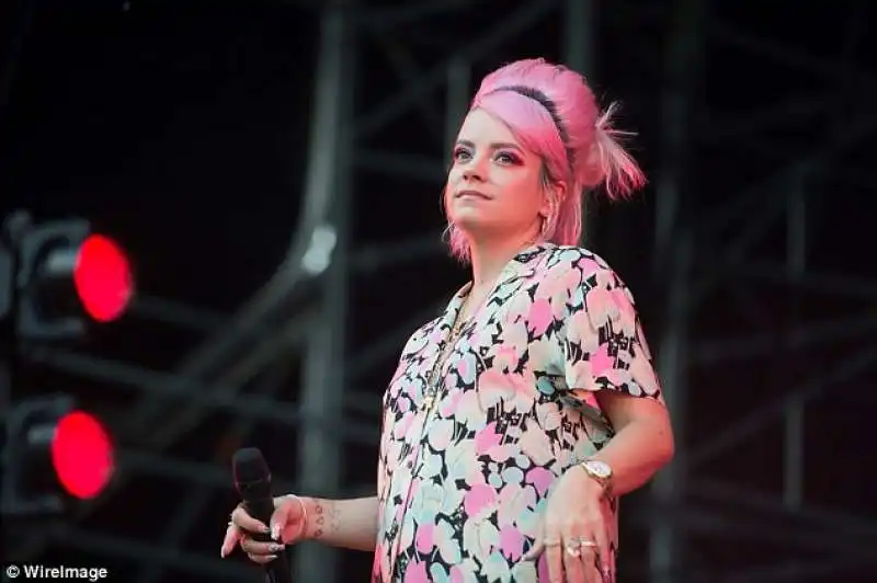 lily allen 5