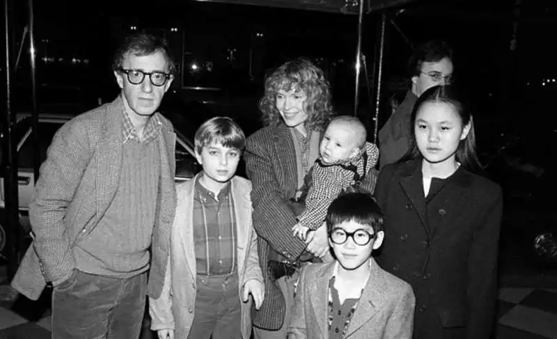 mia farrow, woody allen e i figli 1