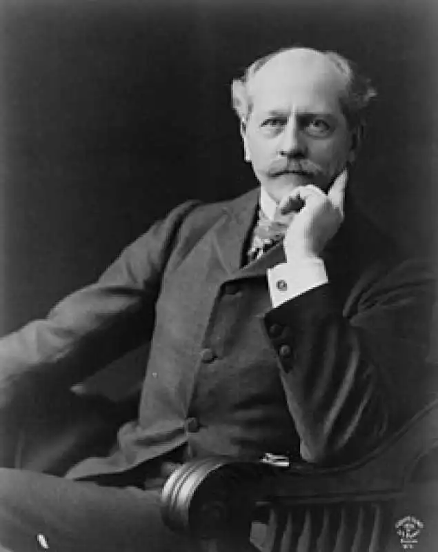 PERCIVAL LOWELL