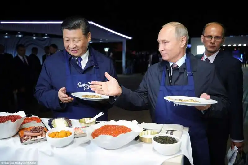 vladimir putin offre caviale a xi jinping