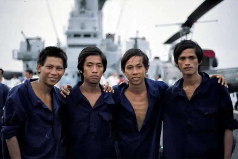 31 vietnamiti sulle navi italiane foto roberto vivaldi 