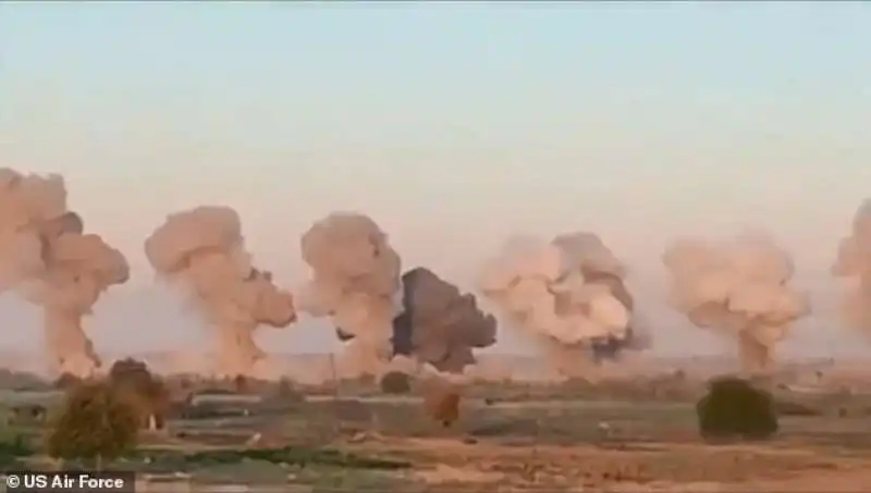 bombe  americane sull isis in iraq