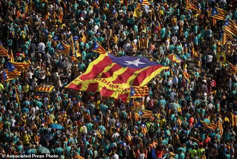 diada   manifestazione per l'indipendenza a barcellona   11 settembre 2019 1