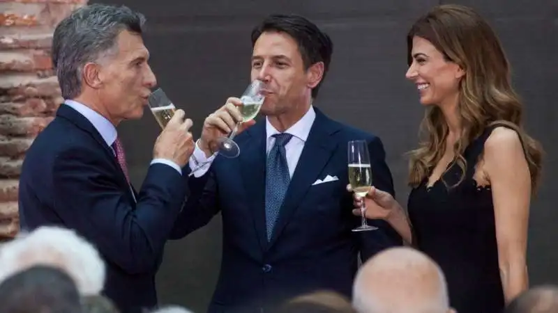 GIUSEPPE CONTE CON MAURICIO MACRI 