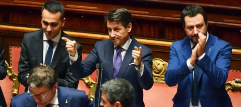 GIUSEPPE CONTE FIDUCIA 2018