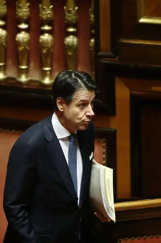 giuseppe conte in senato