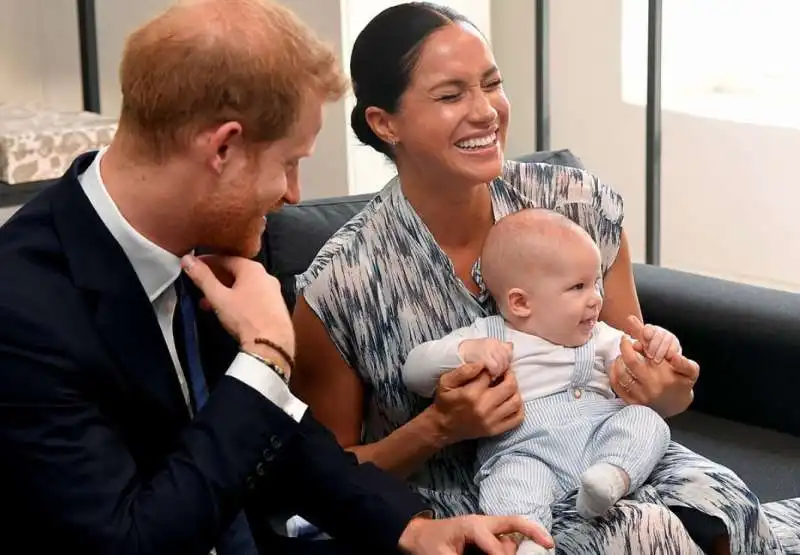 harry, meghan, archie 8