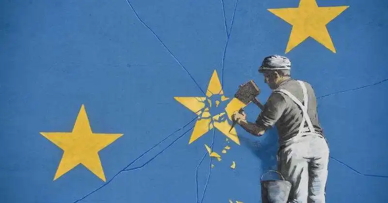 il murale di banksy a dover 2