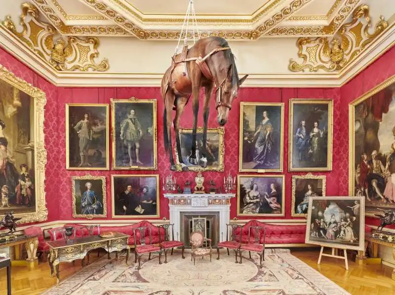 installation view, novecento, victory is not an option, maurizio cattelan at blenheim palace, 2019, photo by tom lindboe, courtesy of blenheim art foundation