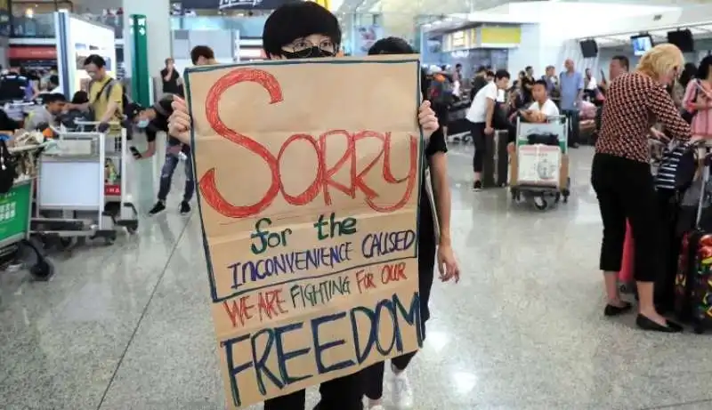 le proteste di hong kong 11