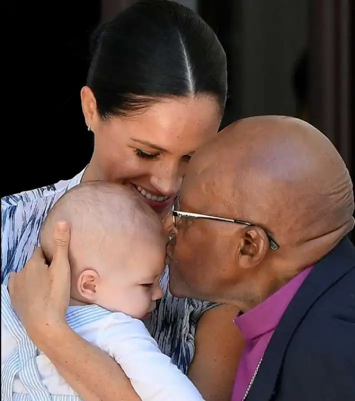 meghan, archie e desmond tutu  1