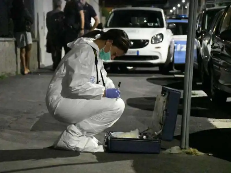 POLIZIA SCIENTIFICA IN AZIONE A MILANO