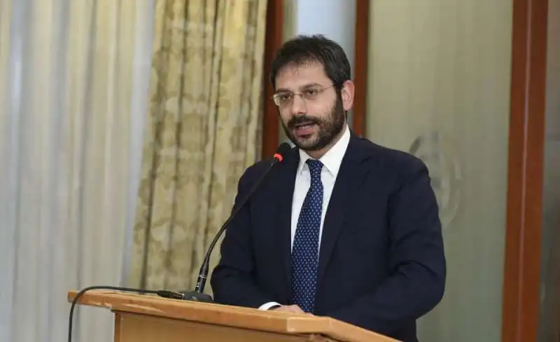 Angelo Tofalo, sottosegretario alla Difesa del M5S