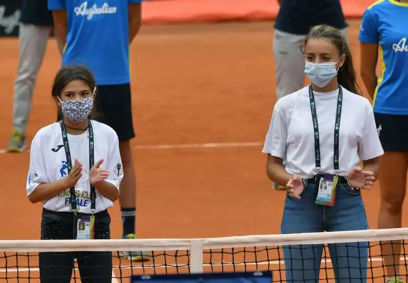 carola e valentina le bimbe dello spot di federer  foto mezzelani gmt 018