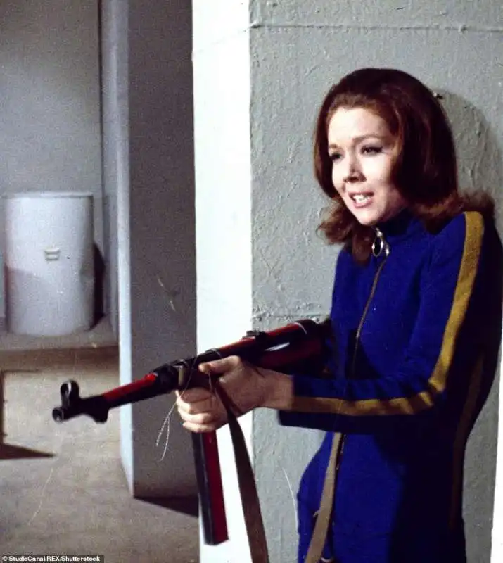  diana rigg nello show tv agente speciale  1