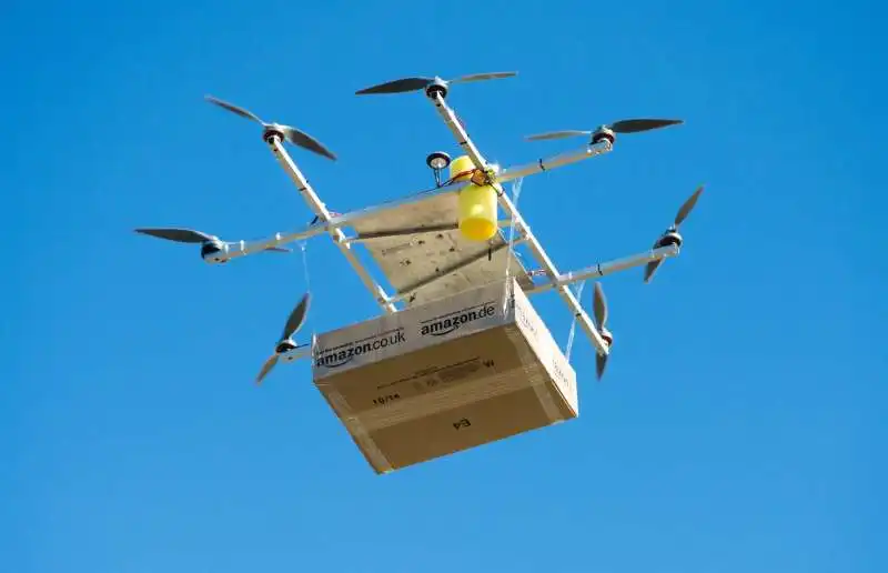 drone amazon 2