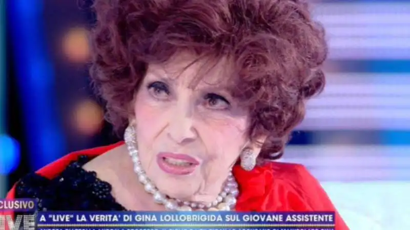 gina lollobrigida a live non e' la d'urso 2