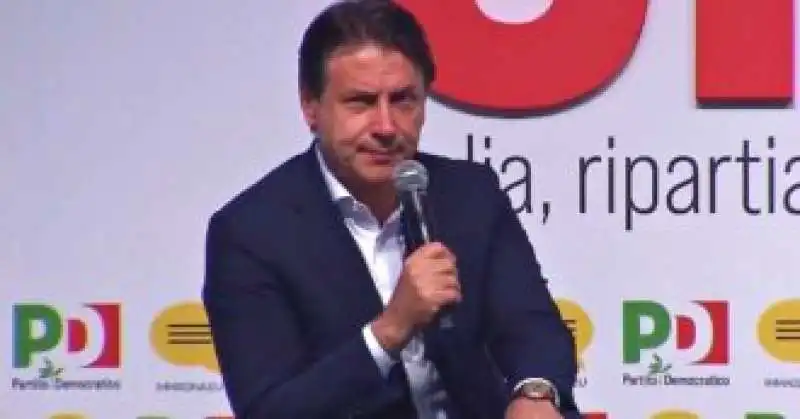 giuseppe conte alla festa de l'unita' di modena  17