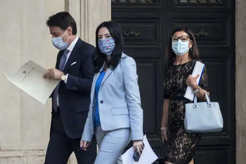 GIUSEPPE CONTE LUCIA AZZOLINA PAOLA DE MICHELI