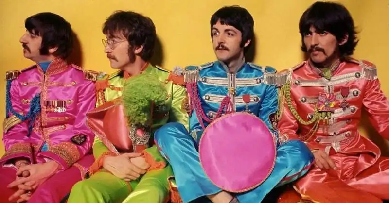 i beatles   sgt pepper's 