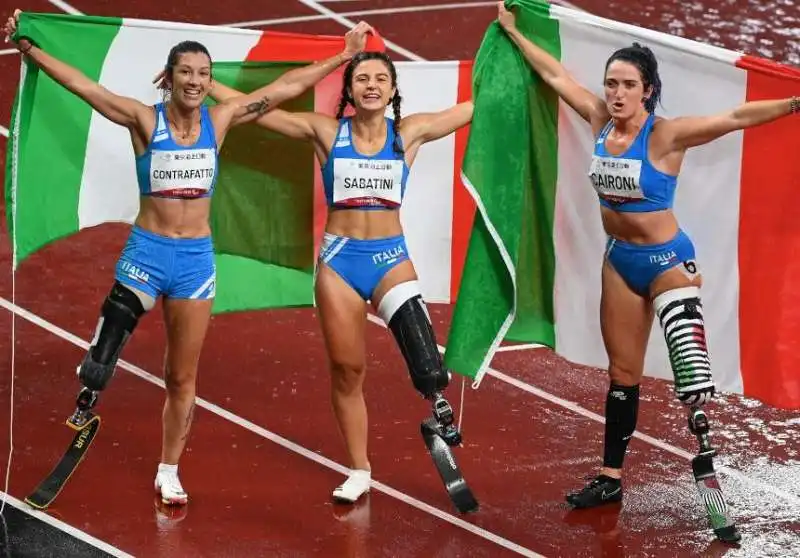 ambra sabatini, martina caironi, monica contrafatto 1